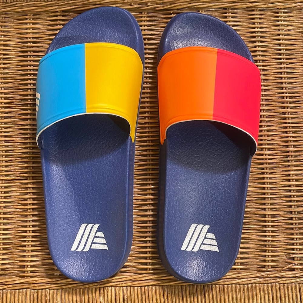 ALDI Slides - New Without Tags - NWOT